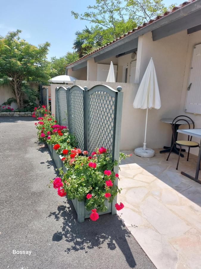 L'Insulaire Studios Saint-Denis-dʼOléron Exterior foto